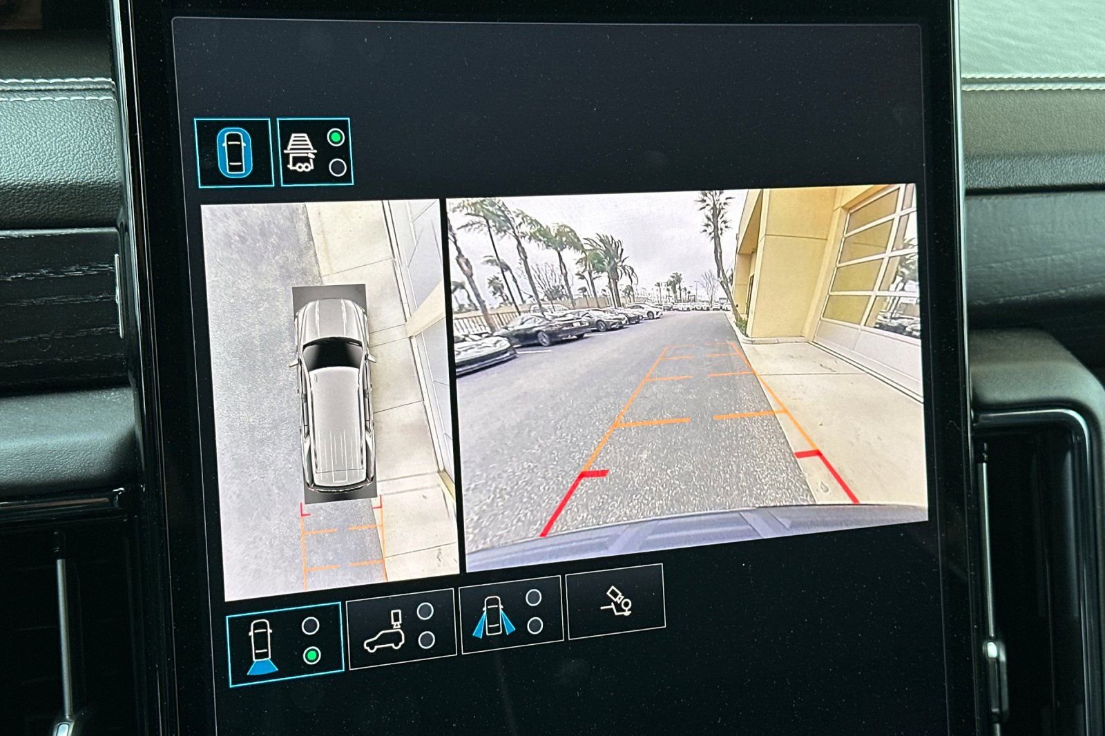 Certified 2025 GMC Yukon AT4 Ultimate image 22