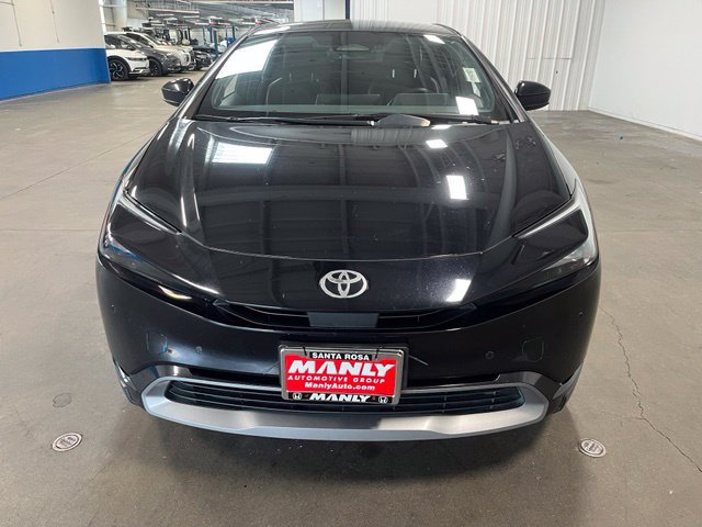 Used 2023 Toyota Prius Limited FWD image 8
