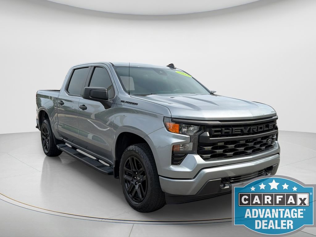 Used 2023 Chevrolet Silverado 1500 Custom w/ LPO, Dark Essentials Package RWD image 3