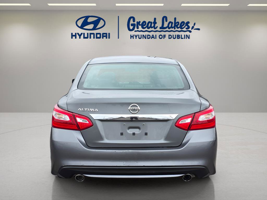 Used 2016 Nissan Altima 2.5 S w/ Power Driver Seat Package image 4