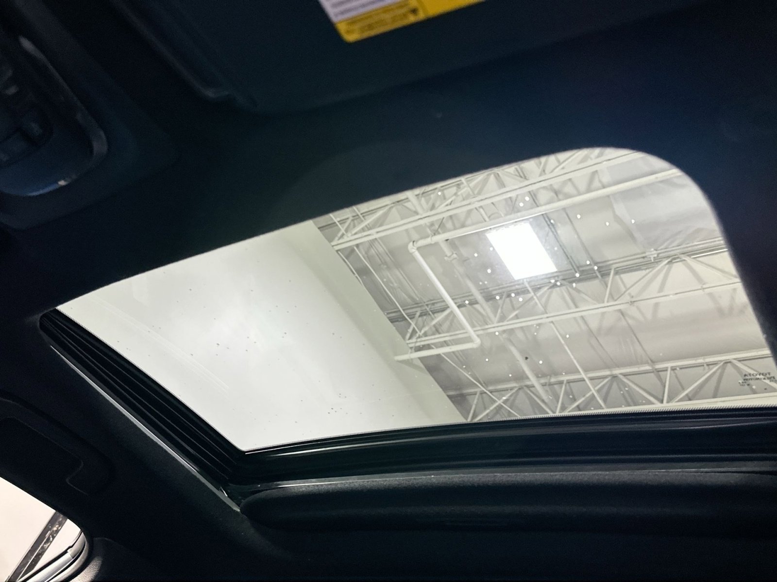 Used 2024 Toyota Corolla Cross SE w/ Moonroof Package image 30