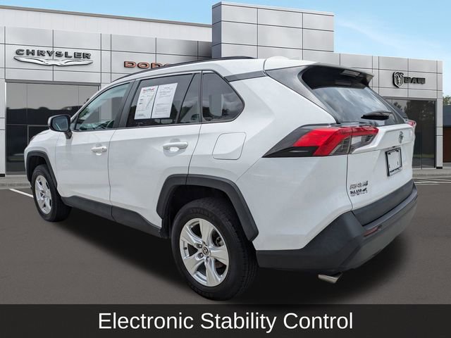 Used 2021 Toyota RAV4 XLE FWD image 5
