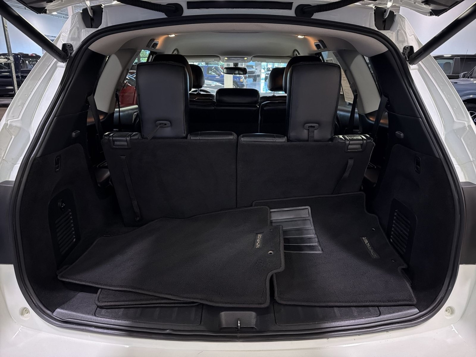 Used 2020 Nissan Pathfinder SL FWD image 27