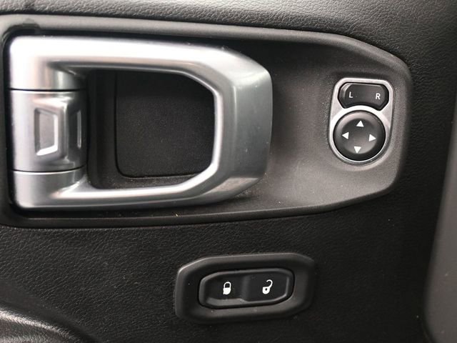Used 2020 Jeep Wrangler Willys image 6