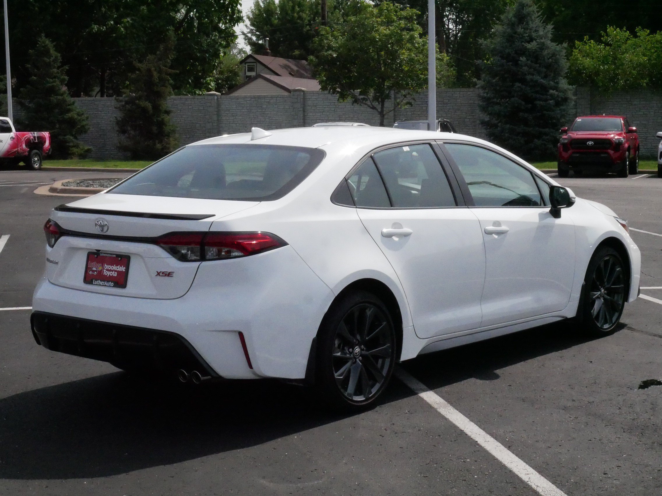 Used 2026 Toyota Corolla XSE FWD image 7