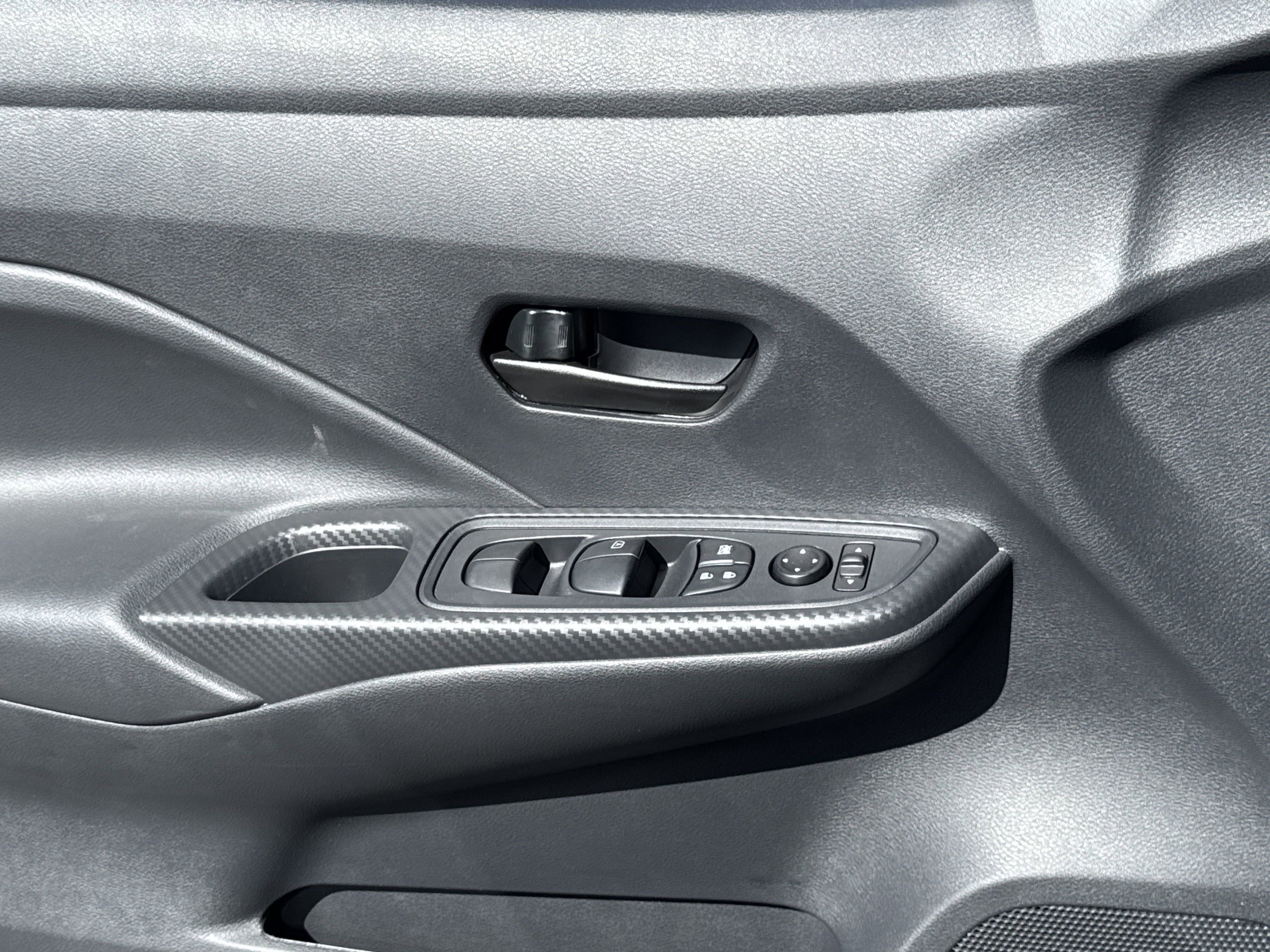 New 2025 Nissan Versa S w/ Trunk Package FWD image 9