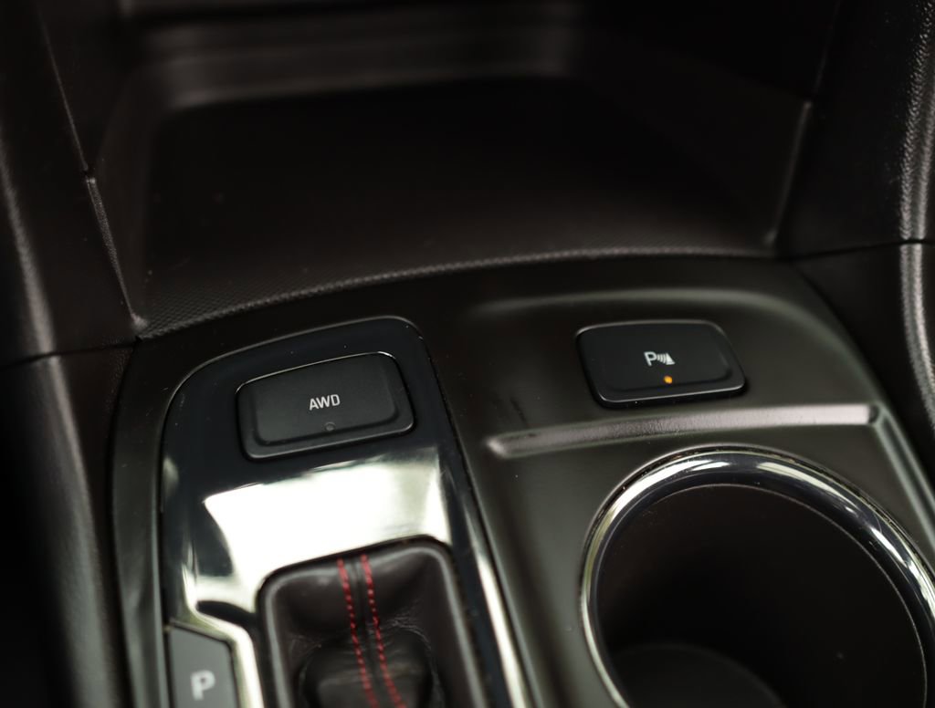 Used 2022 Chevrolet Equinox RS AWD/4WD image 16