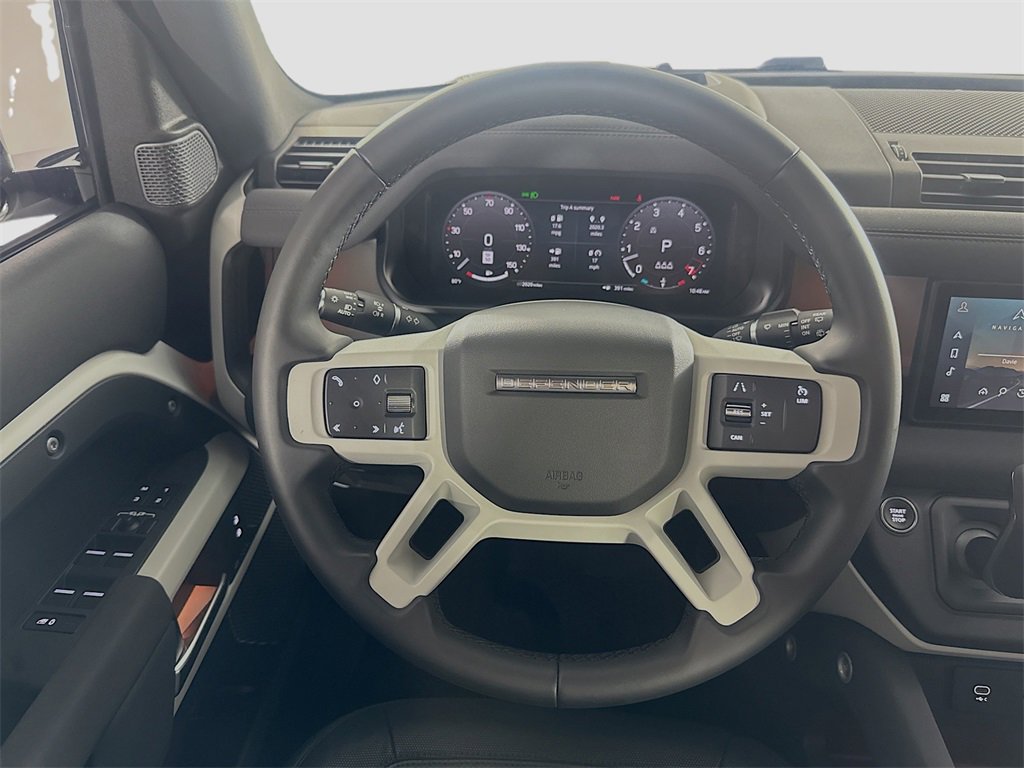 Used 2023 Land Rover Defender 110 X-Dynamic SE image 11