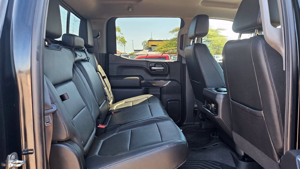 Used 2021 Chevrolet Silverado 1500 LT Trail Boss w/ Convenience Package II AWD/4WD image 20