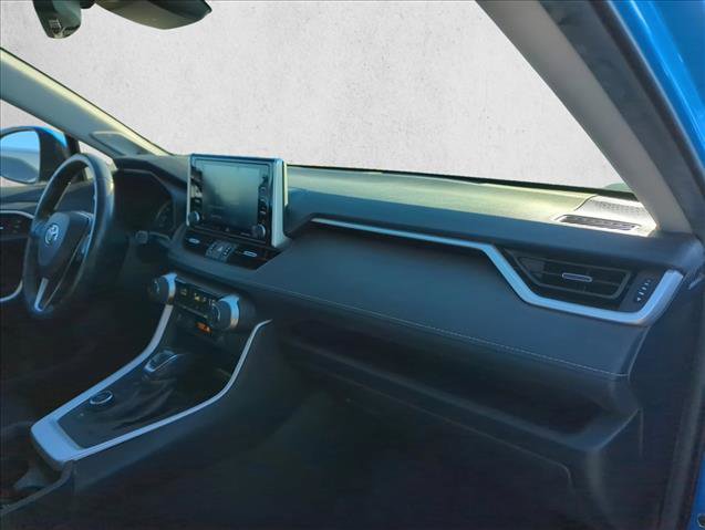 Used 2021 Toyota RAV4 XLE Premium image 27