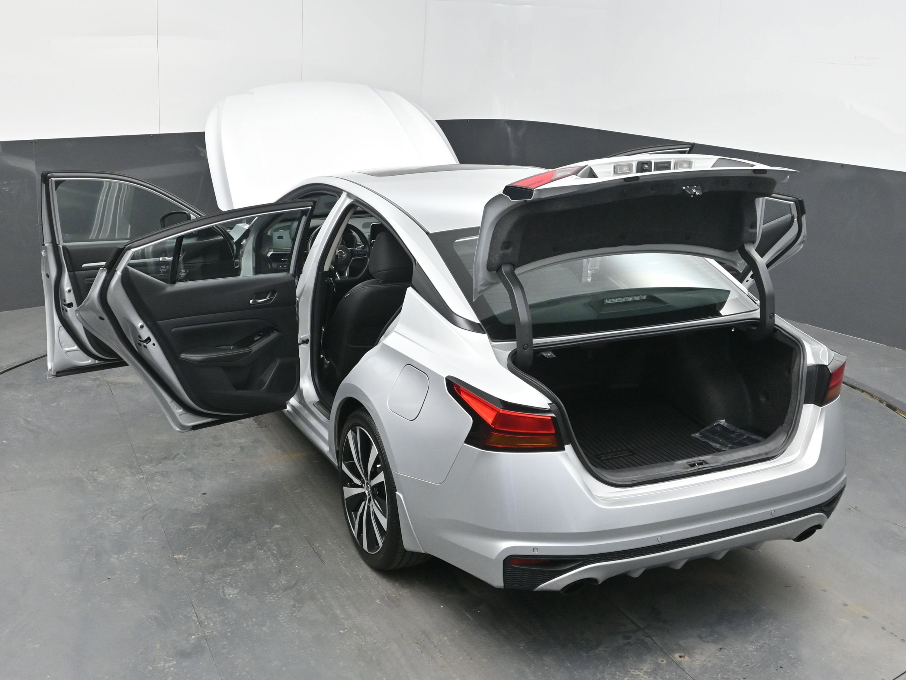 Used 2020 Nissan Altima 2.0 Platinum image 42