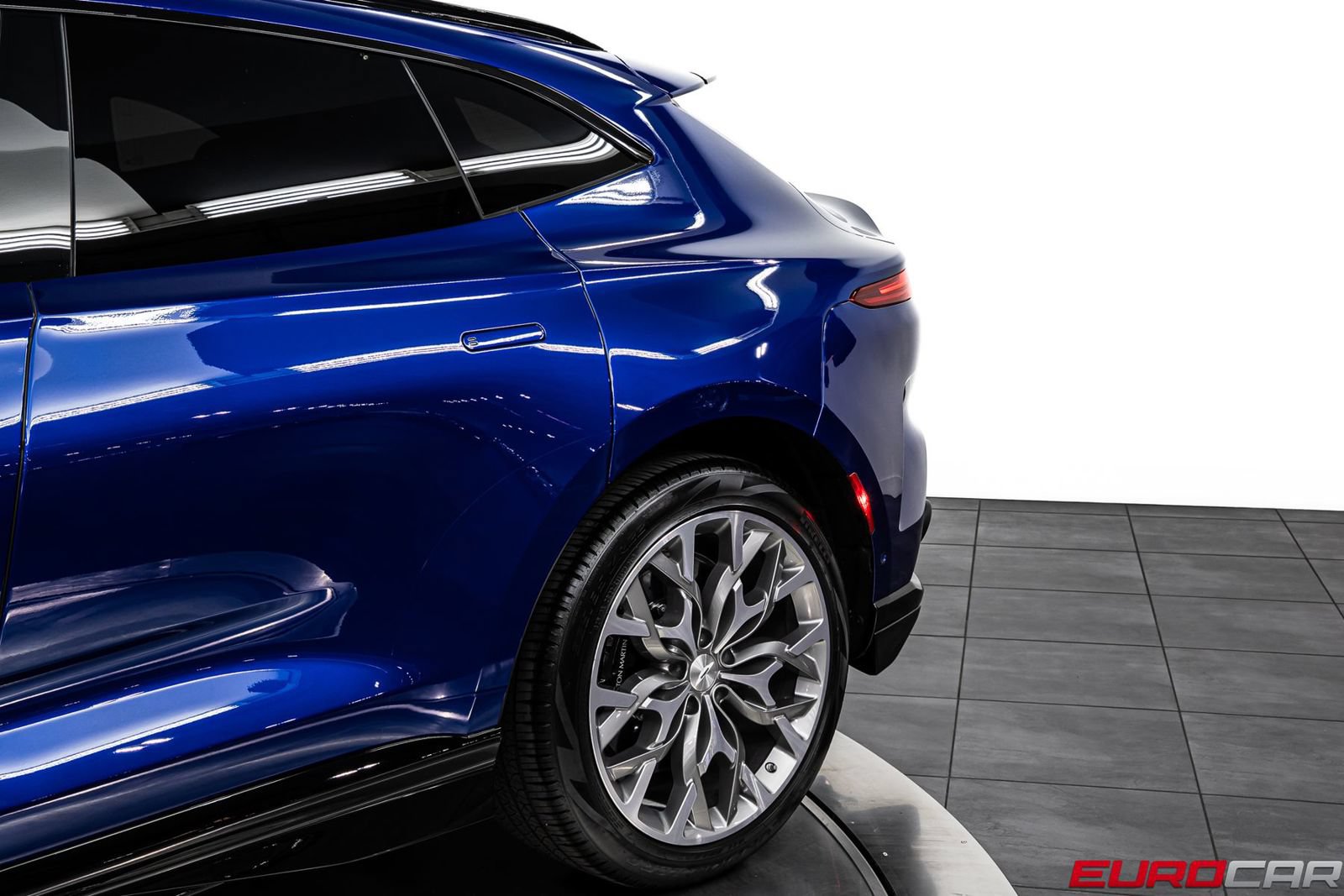 Used 2023 Aston Martin DBX 707 AWD/4WD image 14
