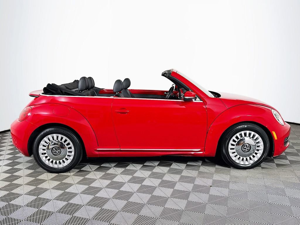 Used 2016 Volkswagen Beetle 1.8T Denim FWD image 8