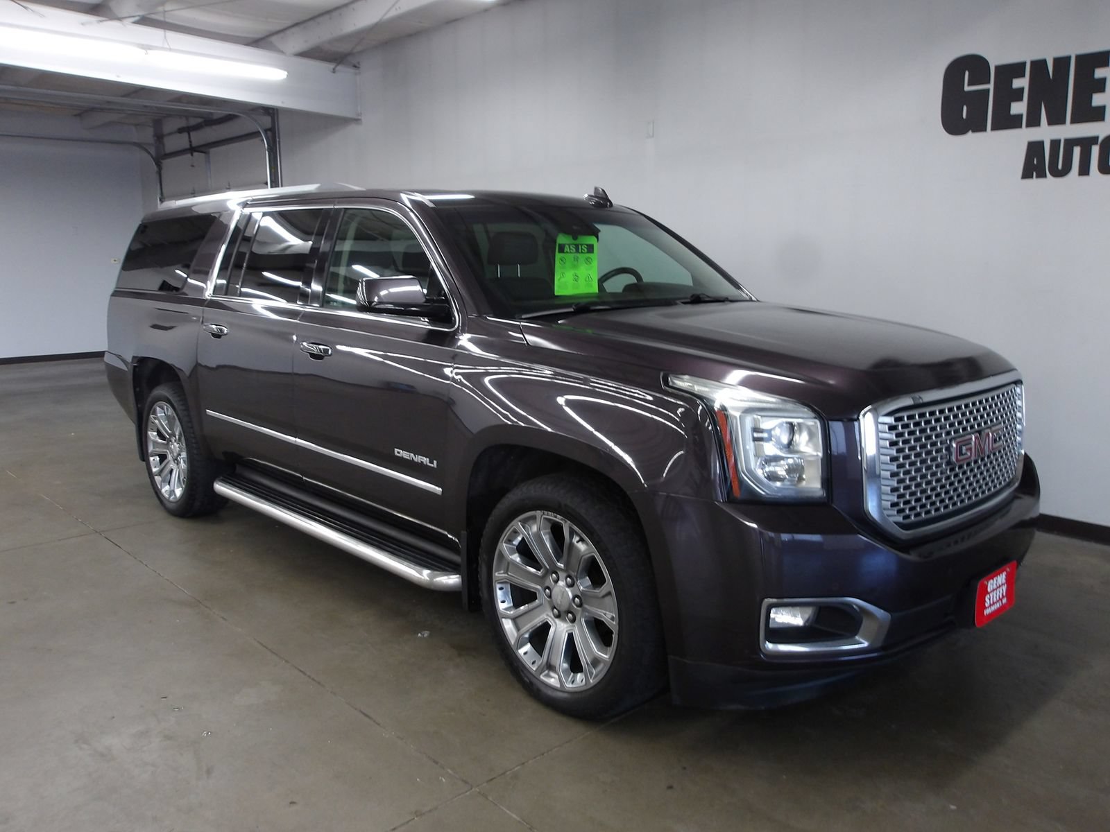 Used 2016 GMC Yukon XL Denali w/ Open Road Package AWD/4WD image 4