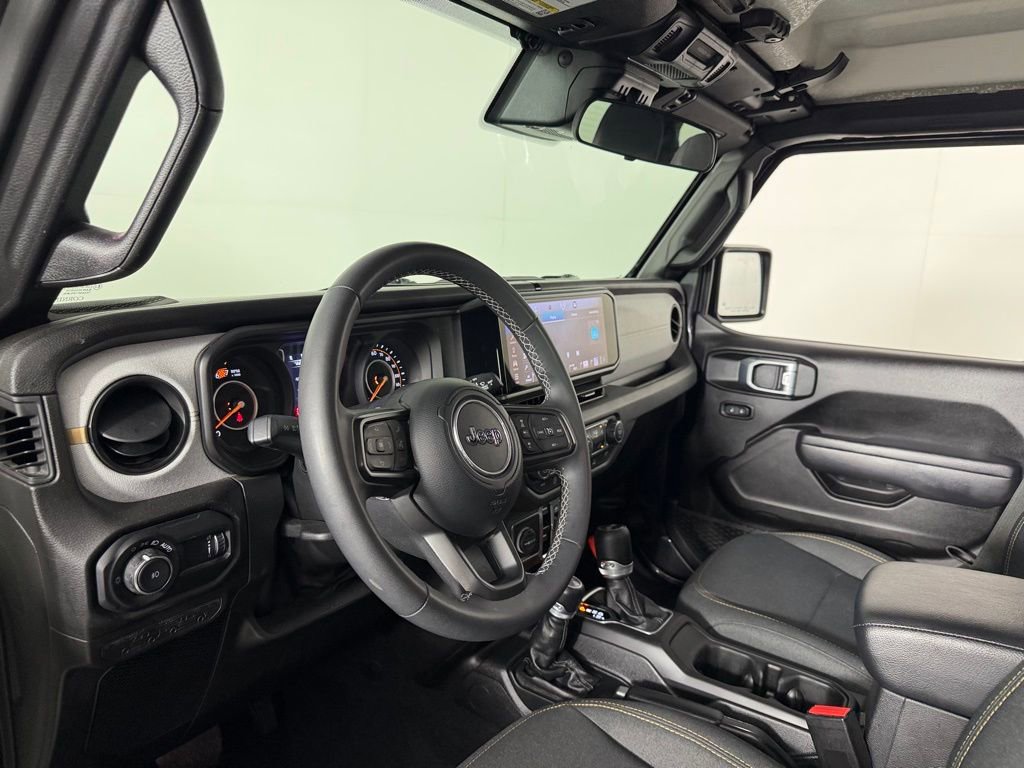 Used 2025 Jeep Wrangler Sport S image 21