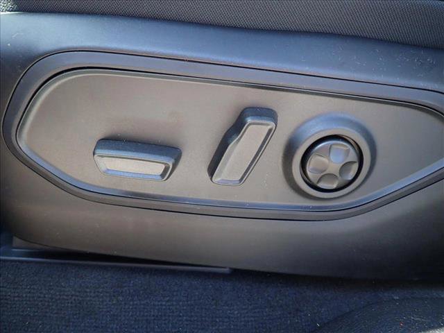 New 2025 Jeep Grand Cherokee Altitude image 14