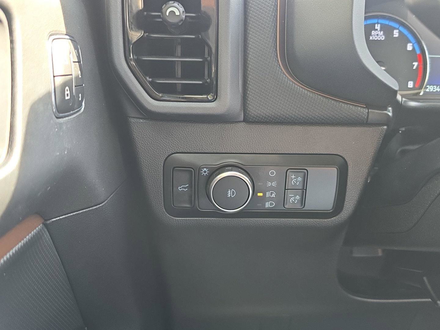 Used 2024 Ford Bronco Sport Badlands w/ Premium Package image 25