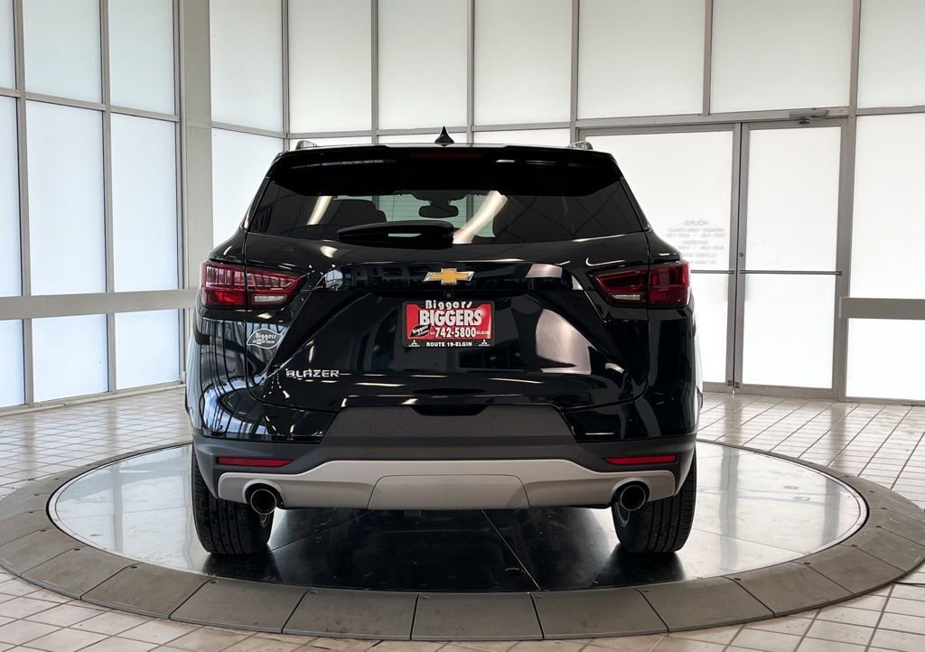Used 2023 Chevrolet Blazer LT image 7