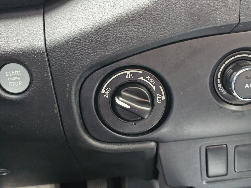 Used 2022 Nissan Frontier S AWD/4WD image 27