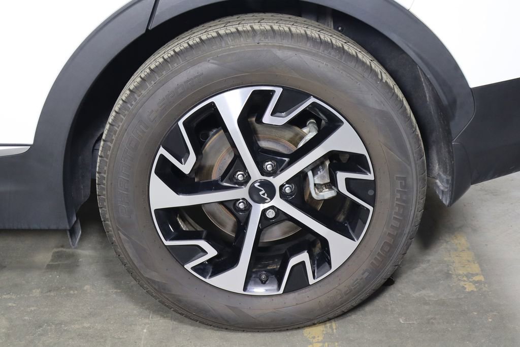 Used 2023 Kia Sportage EX FWD image 42