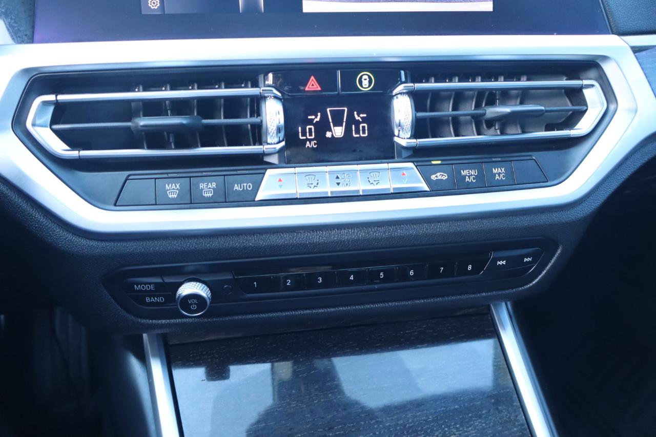 Used 2019 BMW 330i Sedan w/ M Sport Package RWD image 22