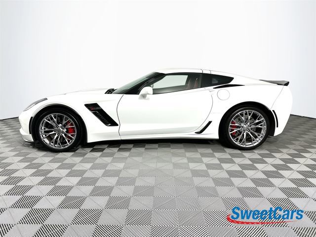 Used 2015 Chevrolet Corvette Z06 w/ 3LZ Preferred Equipment Group RWD image 4