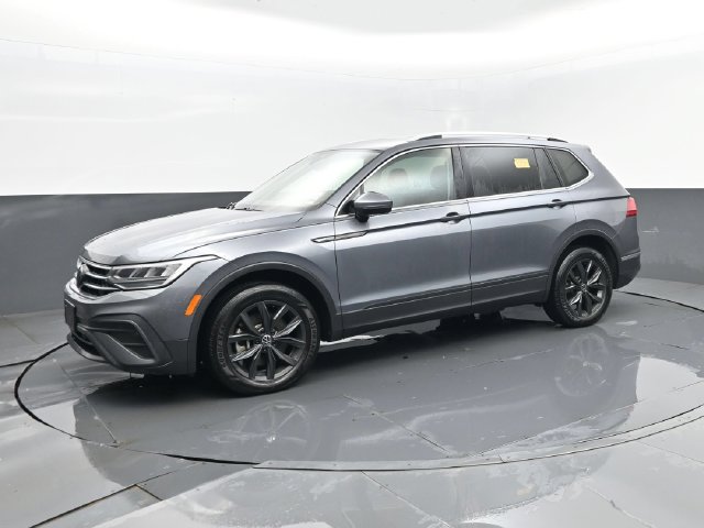 Used 2024 Volkswagen Tiguan SE
