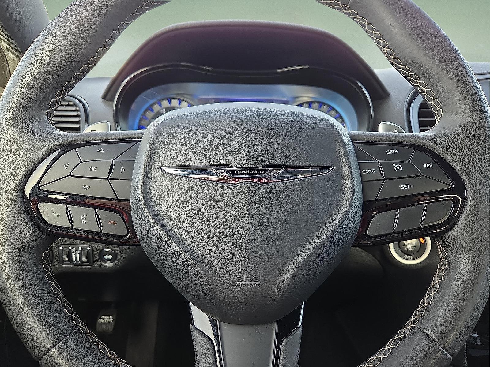 Used 2023 Chrysler 300 S image 24