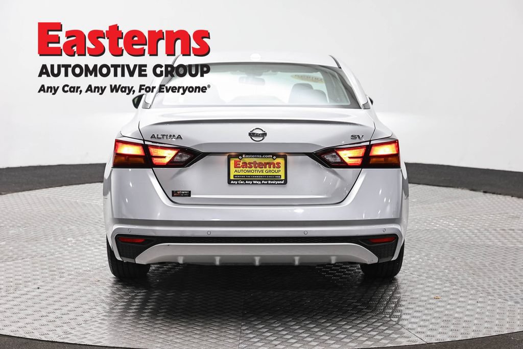 Used 2022 Nissan Altima 2.5 SV FWD image 6