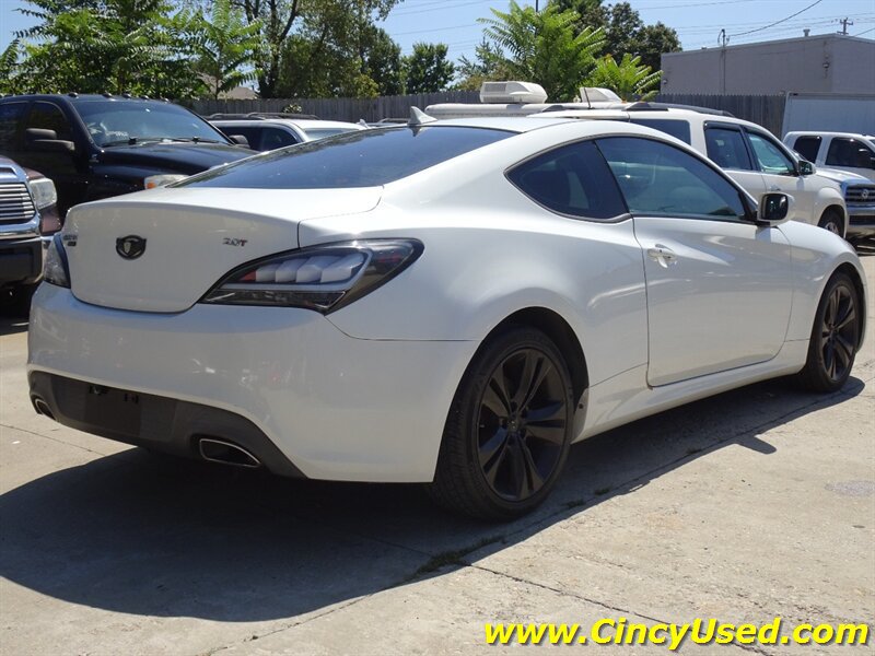 Used 2011 Hyundai Genesis 2.0T RWD image 6