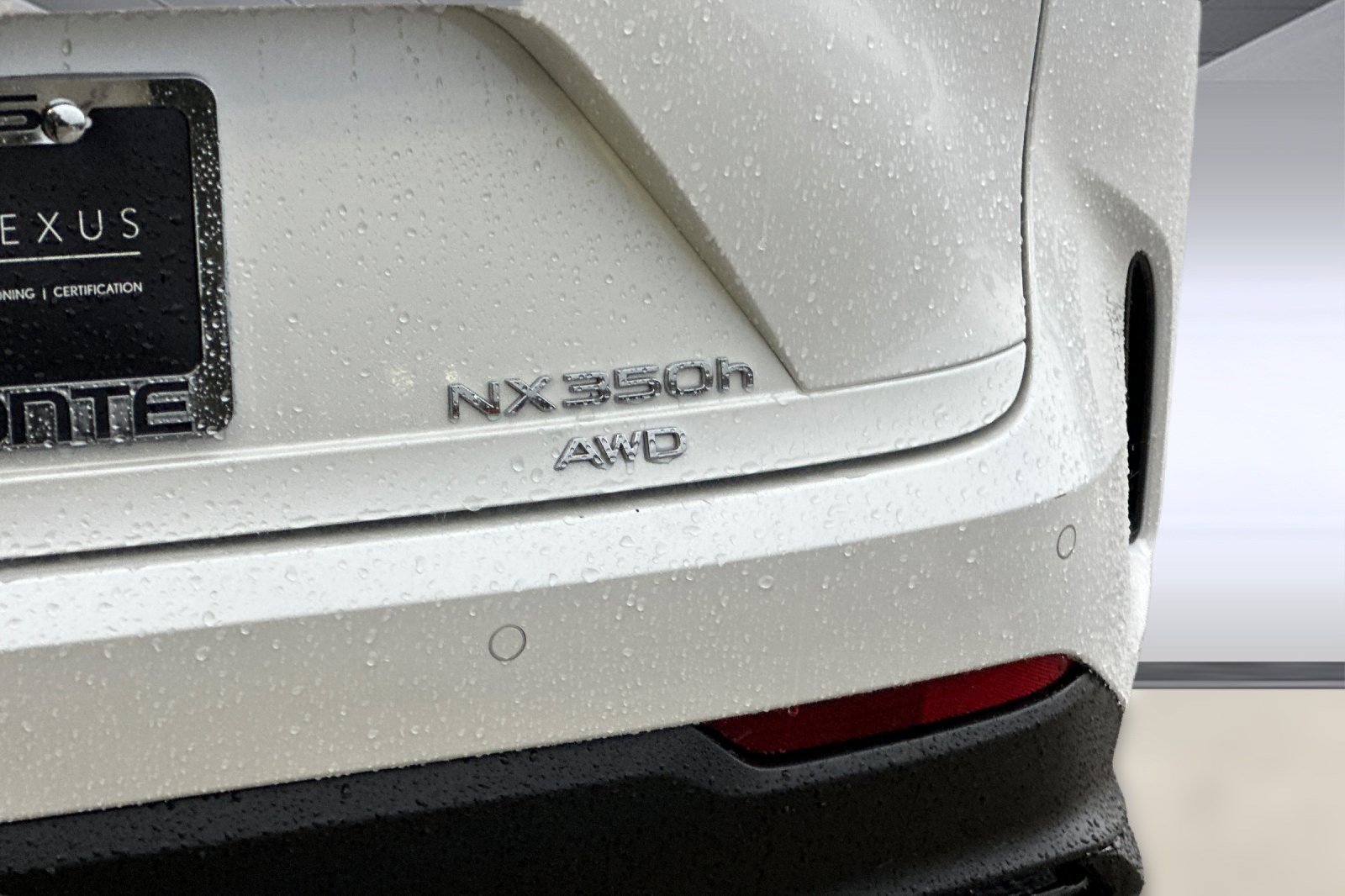 Certified 2025 Lexus NX 300h AWD w/ Luxury Package image 22