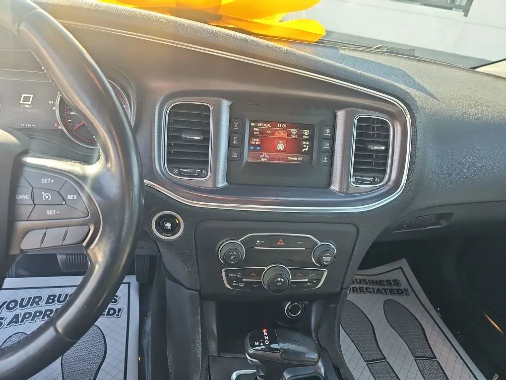 Used 2015 Dodge Charger SE image 13