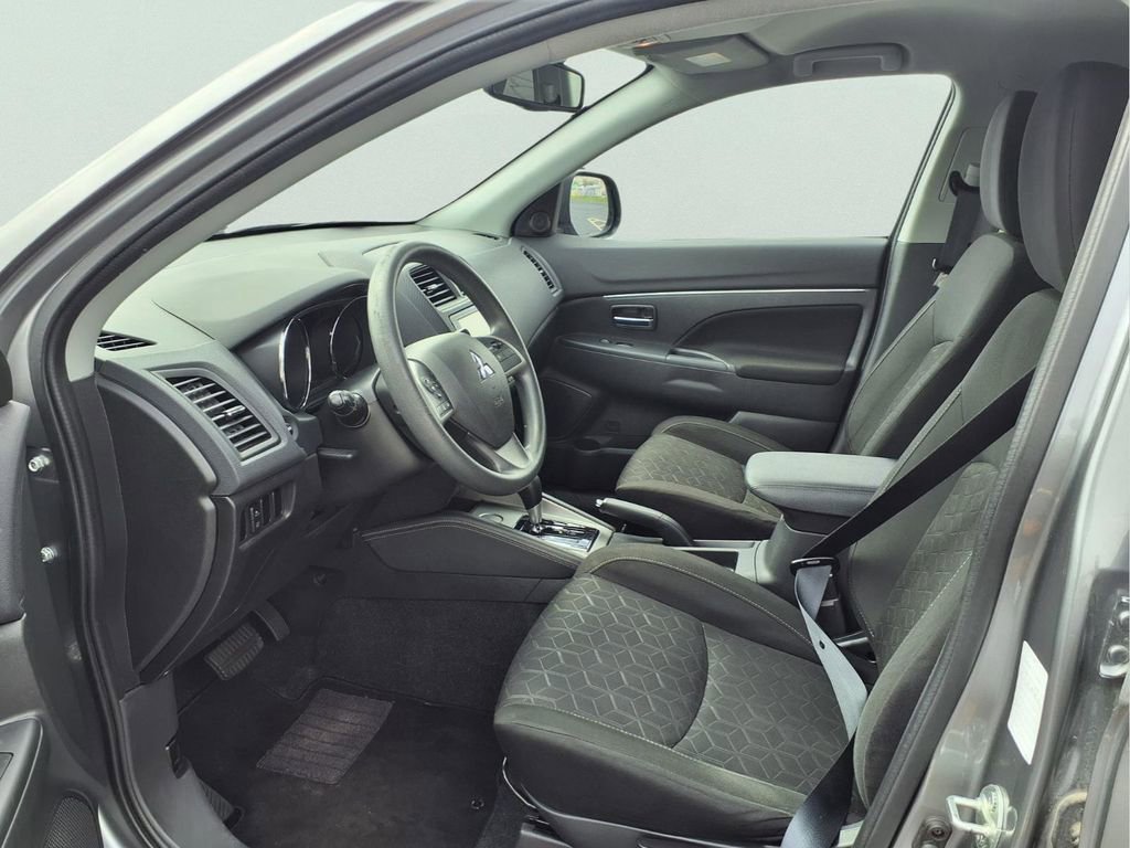 Used 2021 Mitsubishi Outlander Sport ES image 20