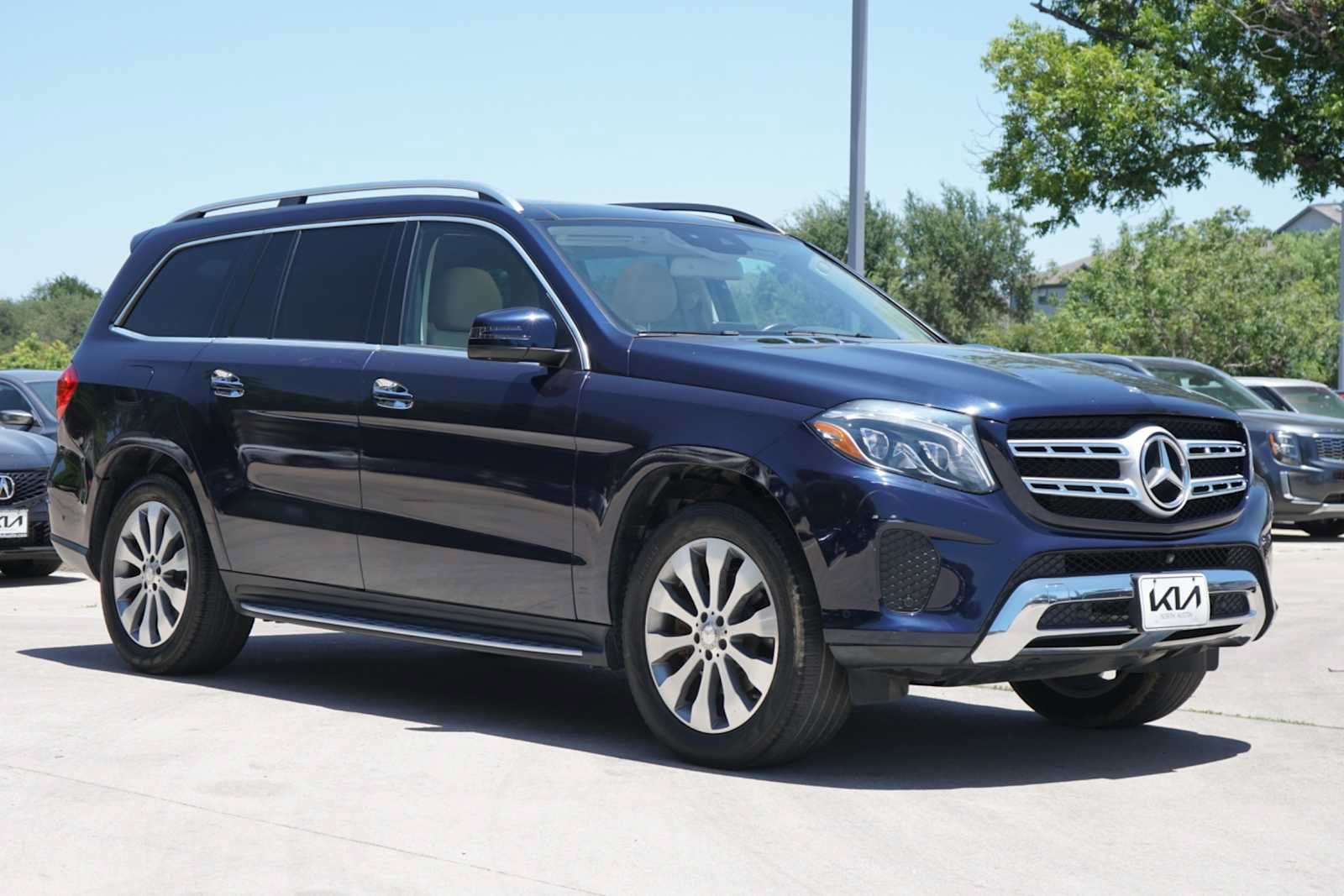 Used 2017 Mercedes-Benz GLS 450 4MATIC w/ Premium Package image 10