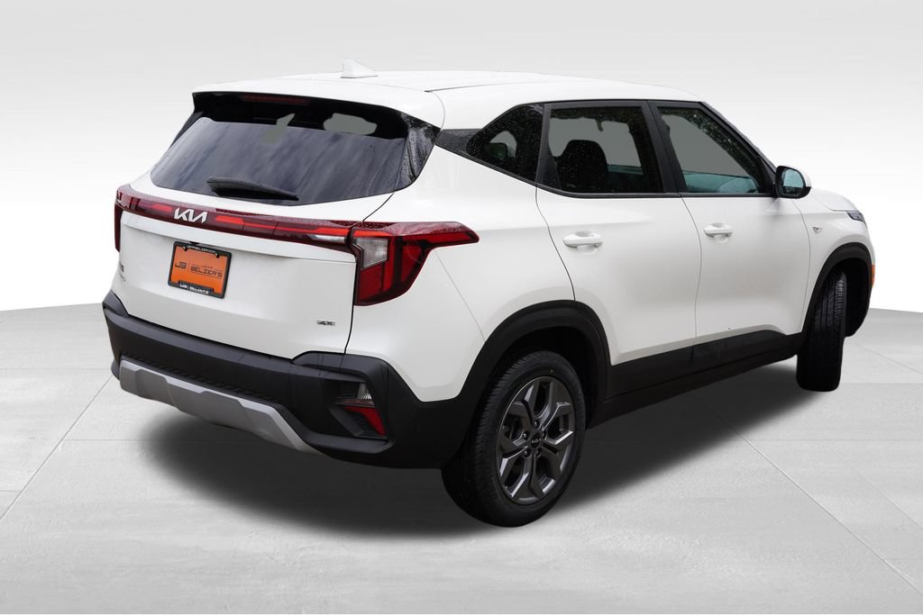 Certified 2024 Kia Seltos LX AWD/4WD image 5