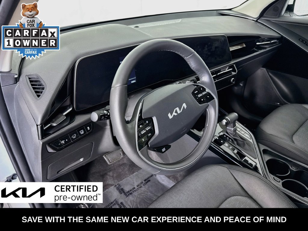 Certified 2025 Kia Niro FWD image 10