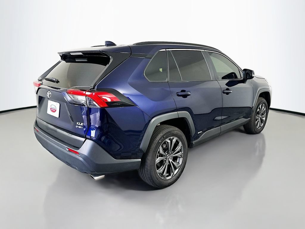 Certified 2025 Toyota RAV4 XLE Premium AWD/4WD image 5