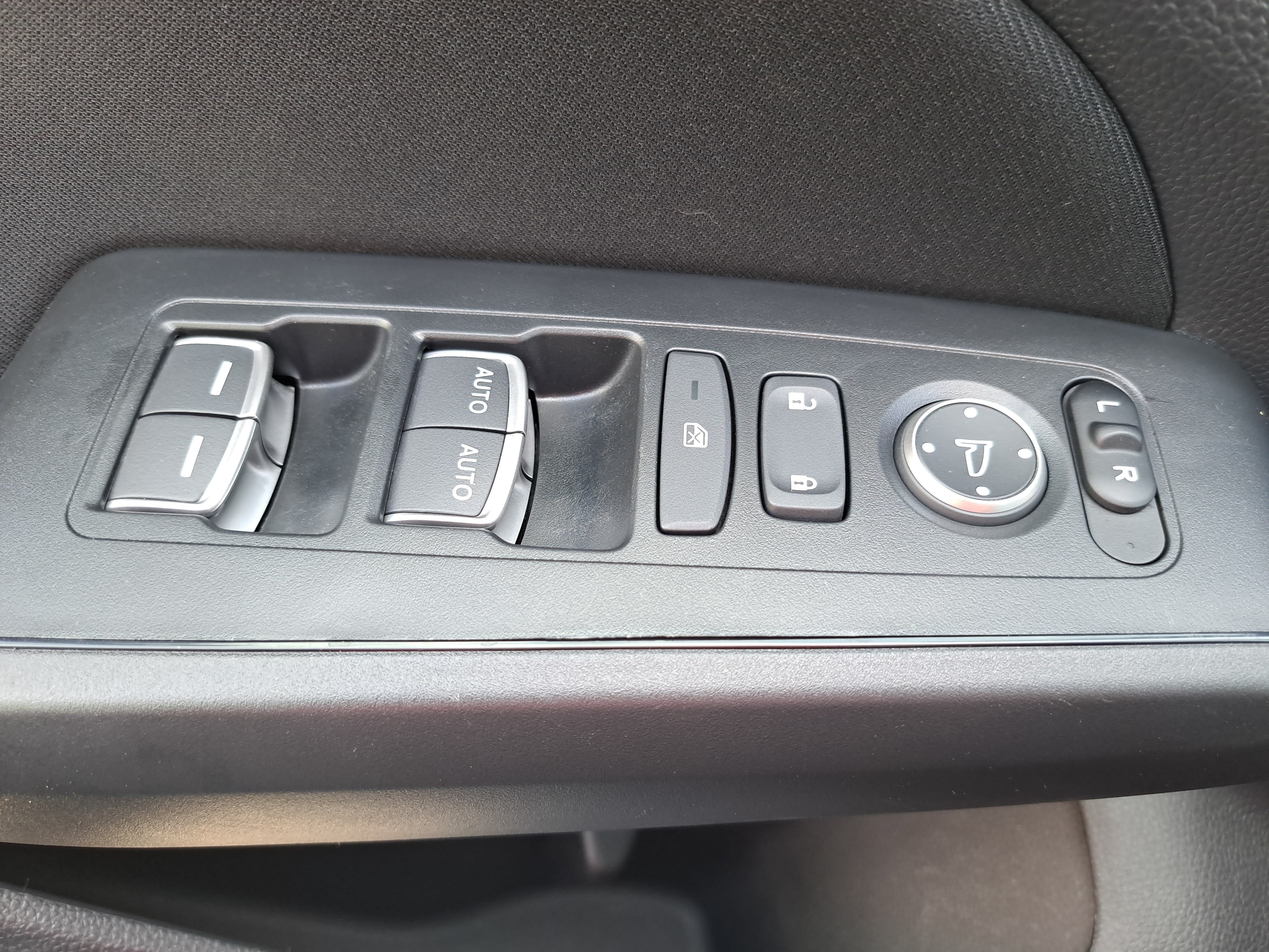 Used 2023 Honda Civic Sport image 25