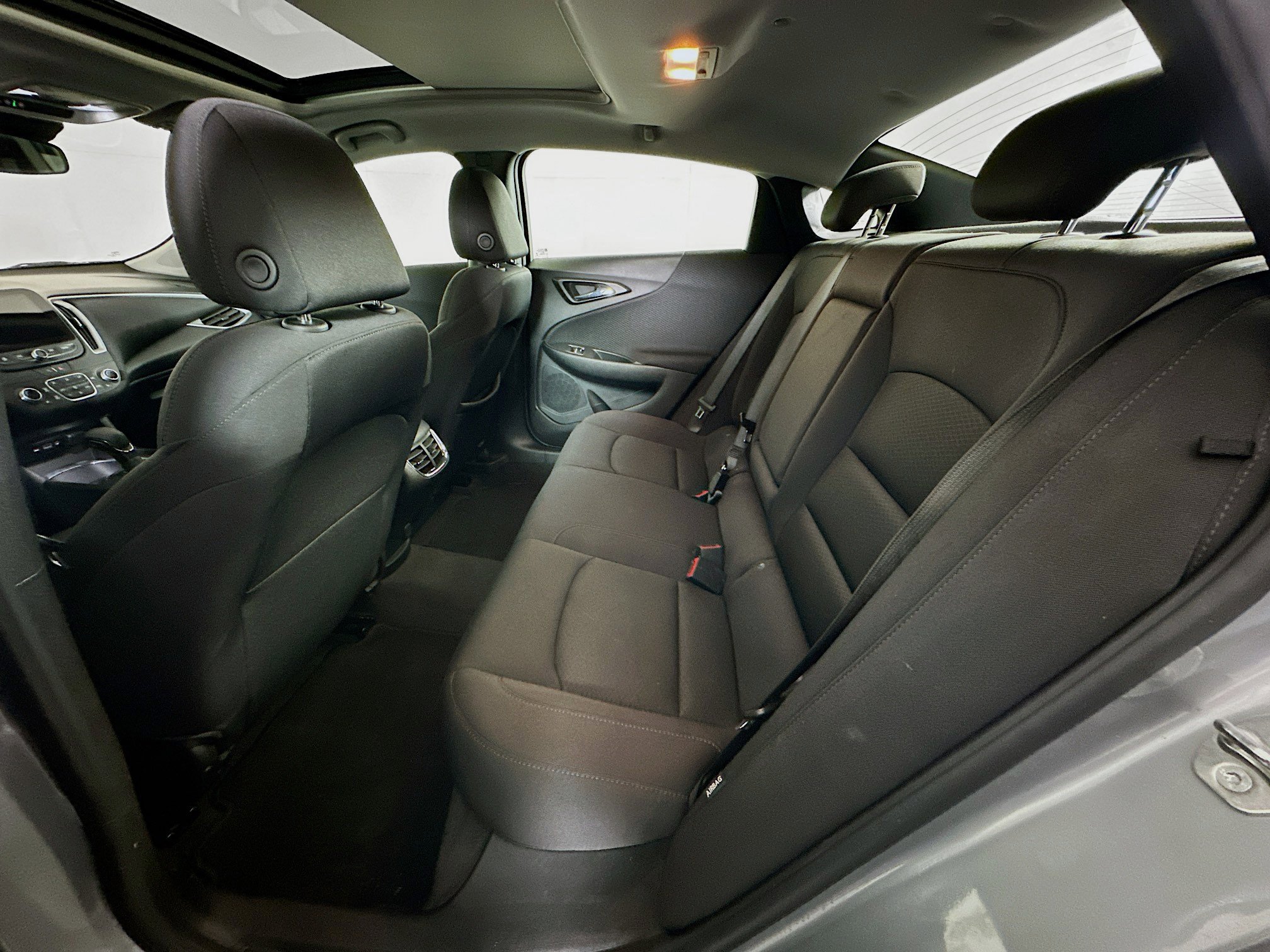 Used 2024 Chevrolet Malibu LT image 28