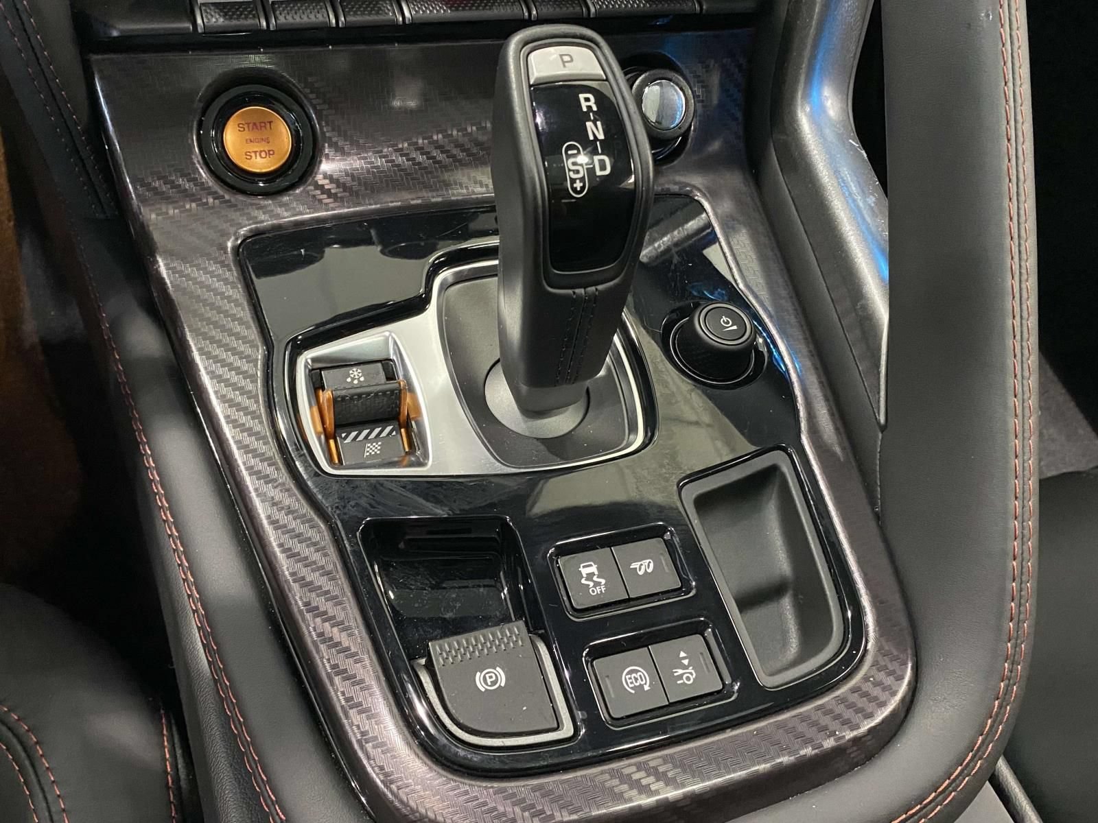 Used 2015 Jaguar F-TYPE R RWD image 24