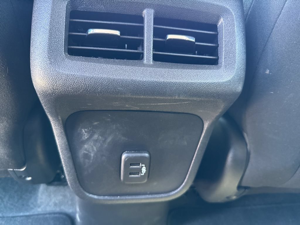 Used 2024 Chevrolet Equinox LT AWD/4WD image 16