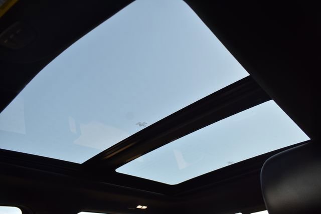 Used 2019 Ford F150 Raptor w/ Equipment Group 802A Luxury image 40