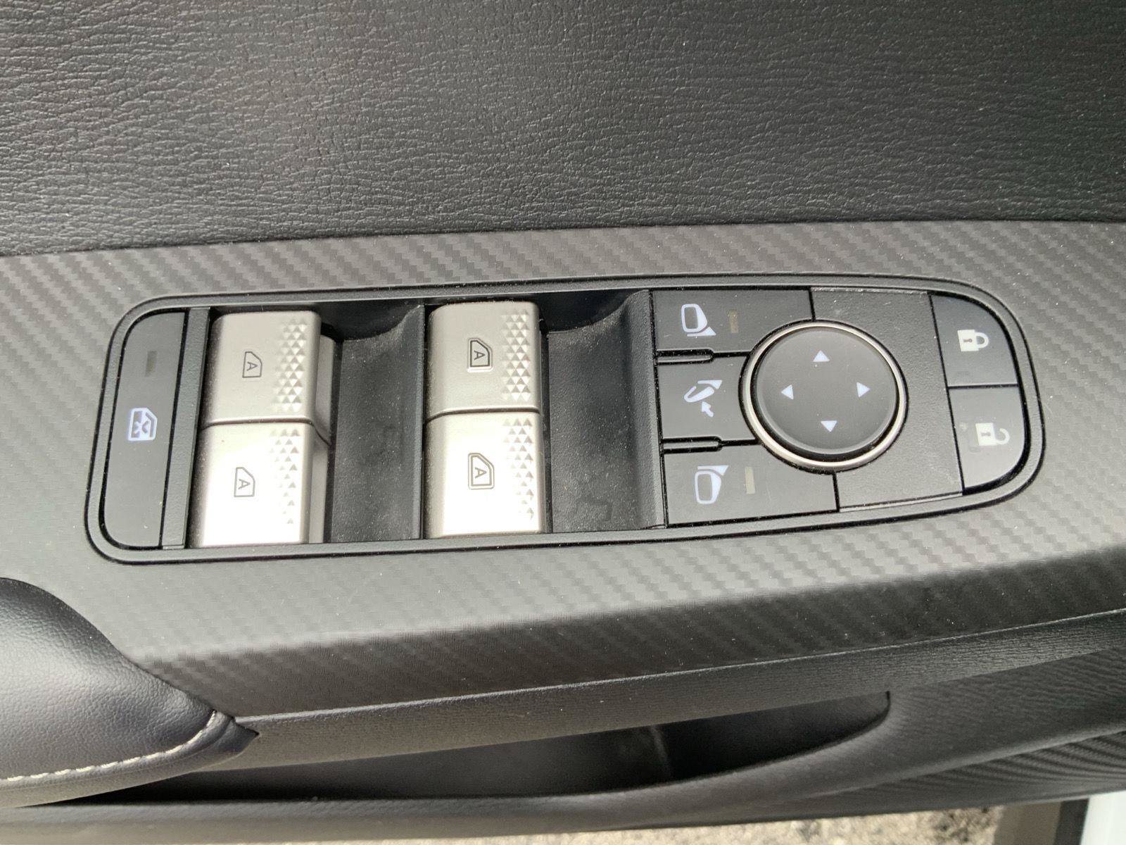 Used 2024 Mitsubishi Outlander SE AWD/4WD image 21