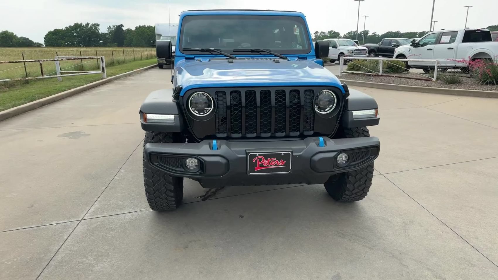 New 2023 Jeep Wrangler Unlimited w/ Sun & Screen Package AWD/4WD image 3