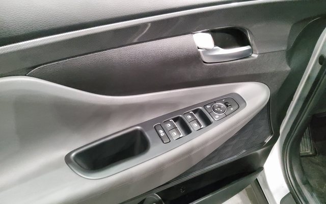 Used 2022 Hyundai Santa Fe SEL image 46