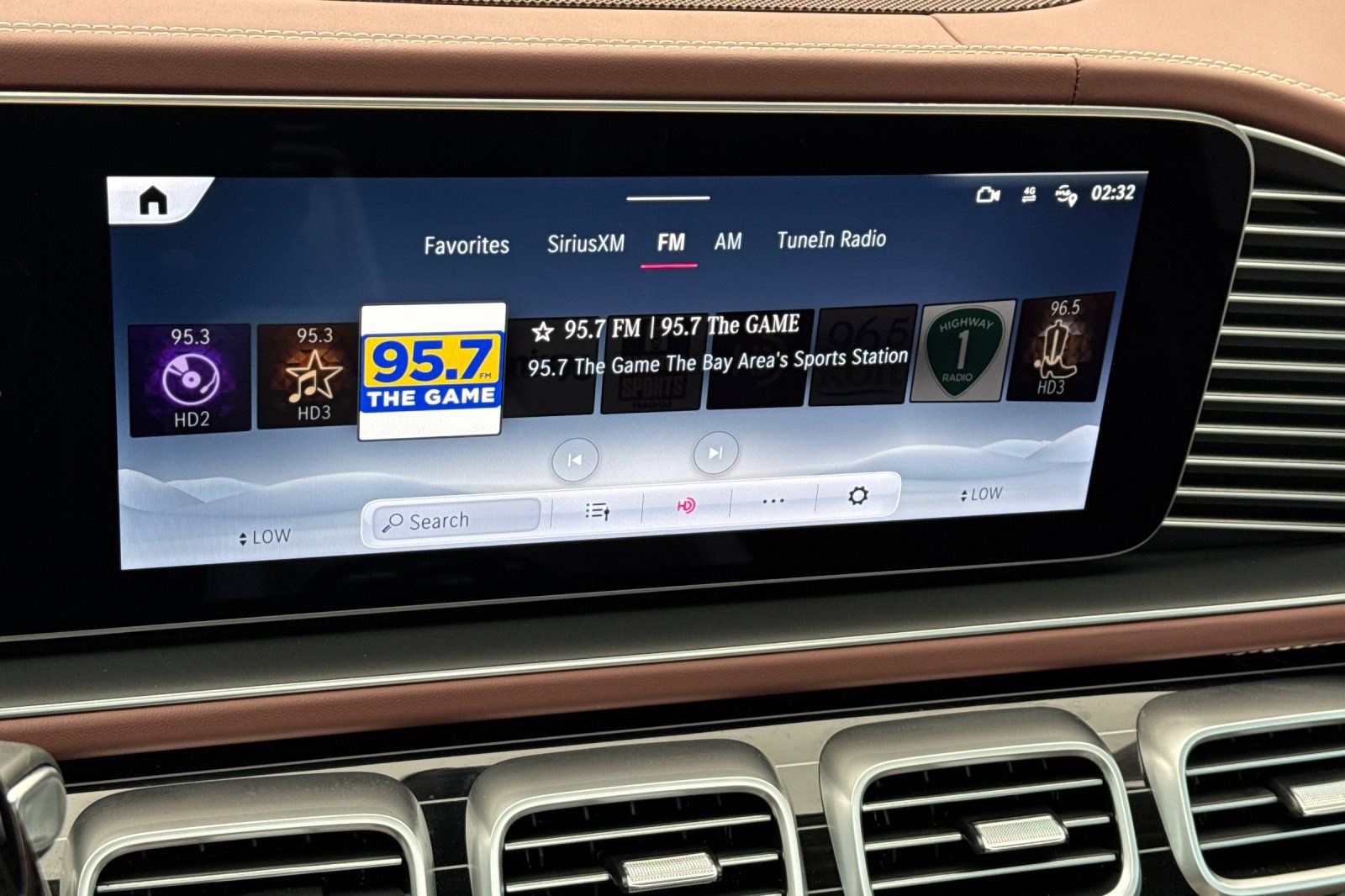 Used 2025 Mercedes-Benz Maybach GLS 600 4MATIC image 21