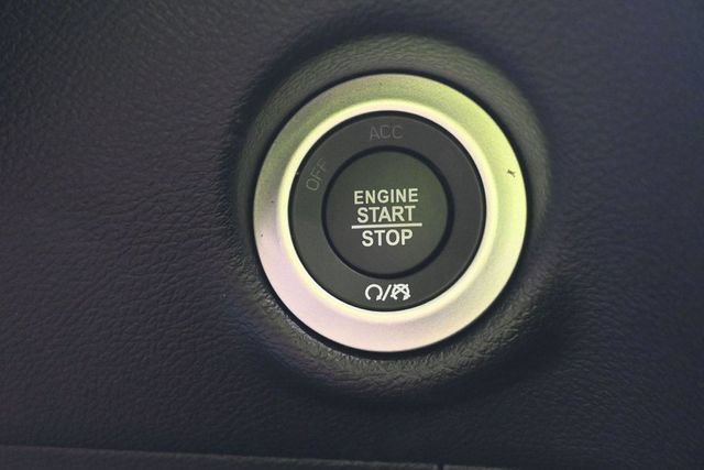 New 2027 Chrysler Pacifica Select AWD/4WD image 23