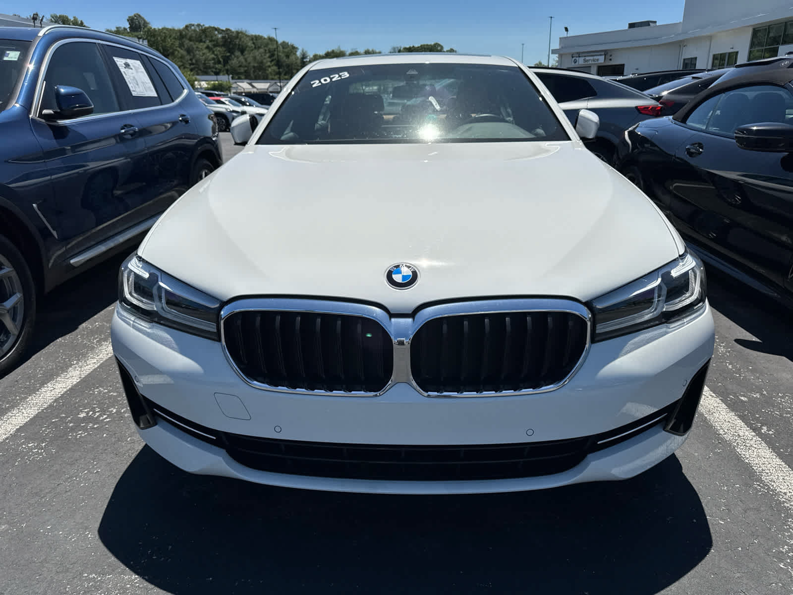 Used 2023 BMW 530i xDrive w/ Convenience Package AWD/4WD image 4