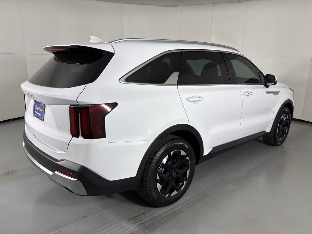 New 2026 Kia Sorento S FWD image 8