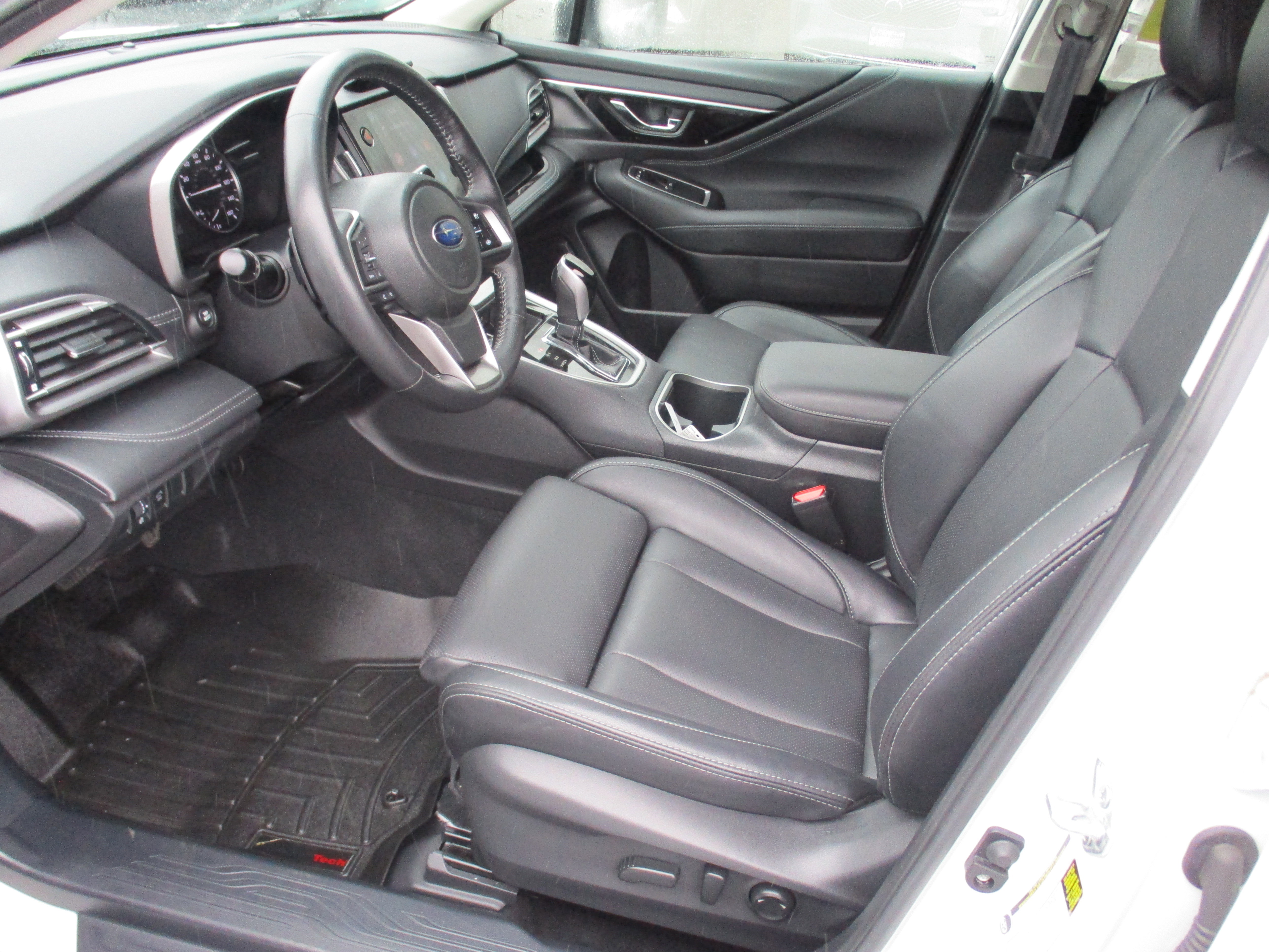 Used 2021 Subaru Outback Limited image 12